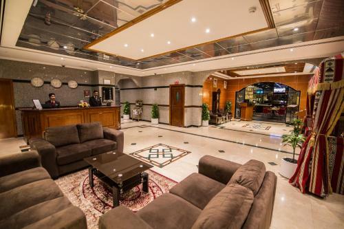 London Creek Hotel Apartments