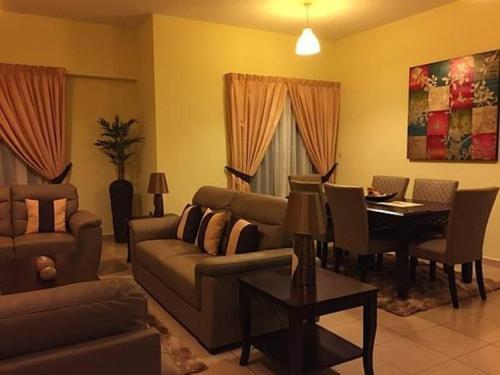 Jumeirah Beach Residence S2 - Four Bedroom Apartment