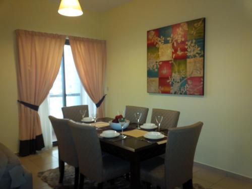 Jumeirah Beach Residence S2 - Four Bedroom Apartment