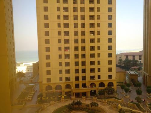 Jumeirah Beach Residence S2 - Four Bedroom Apartment