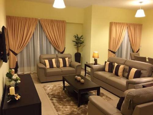 Jumeirah Beach Residence S2 - Four Bedroom Apartment