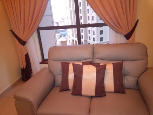 Jumeirah Beach Residence S2 - Four Bedroom Apartment