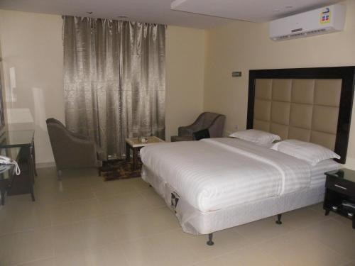 Apartamento Marahal Kharj 2