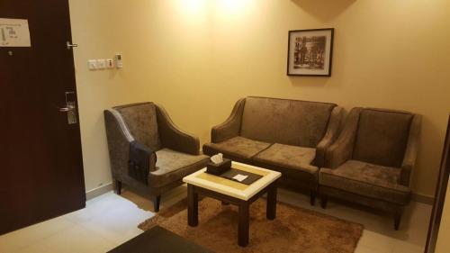 Apartamento Marahal Kharj 2