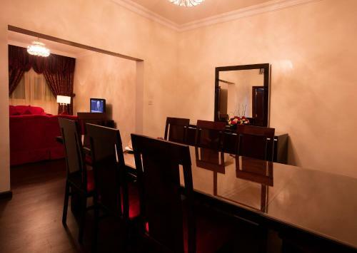 Al Gosaibi Hotel