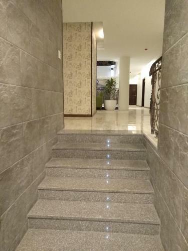 Apartamento Crown Glory Hotel Suites