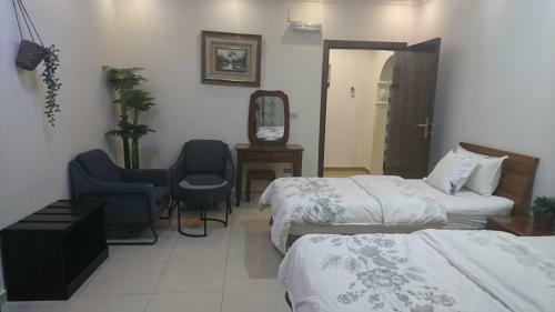 Al Dana Plaza Villas