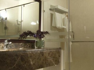 Zara Continental Hotel