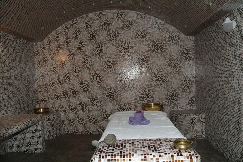 Ramee Rose Hotel