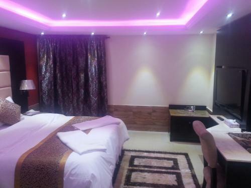 Apartamento Al Janaderia Suites 3