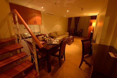 Hotel Retaj Al Bayt Suites