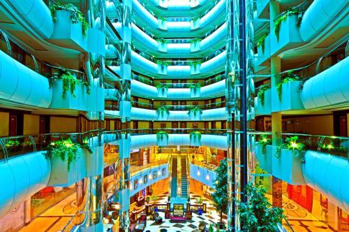 Emirates Concorde Hotel & Apartments