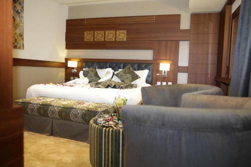 Plaza Business Hotel