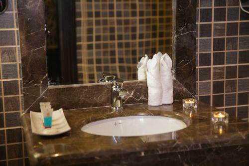 Plaza Business Hotel