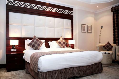Plaza Business Hotel