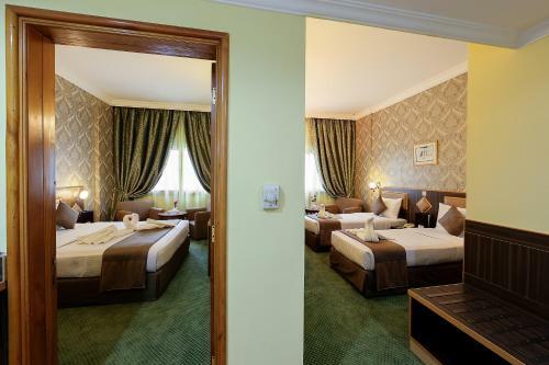 Jonrad Hotel