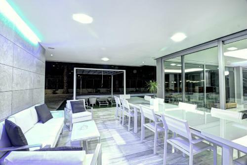 Beach & Golf Luxury Villa Alicante
