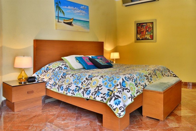 Hotel Corto Maltes