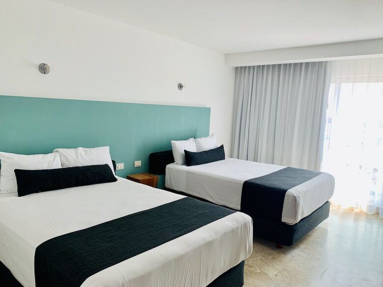 Rivoli Select Hotel