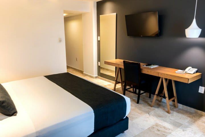Rivoli Select Hotel
