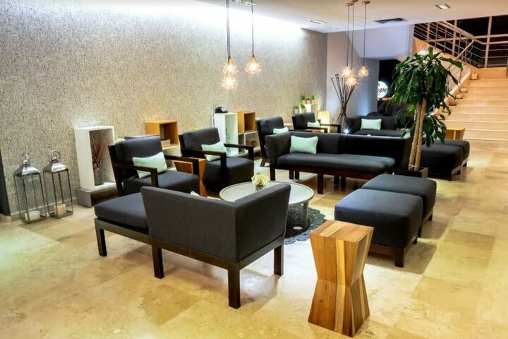Rivoli Select Hotel