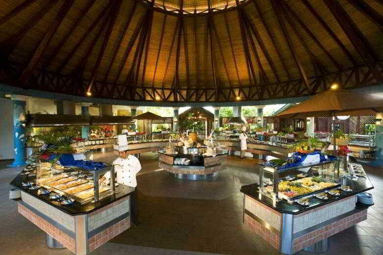 Hotel VIK Cayena Beach