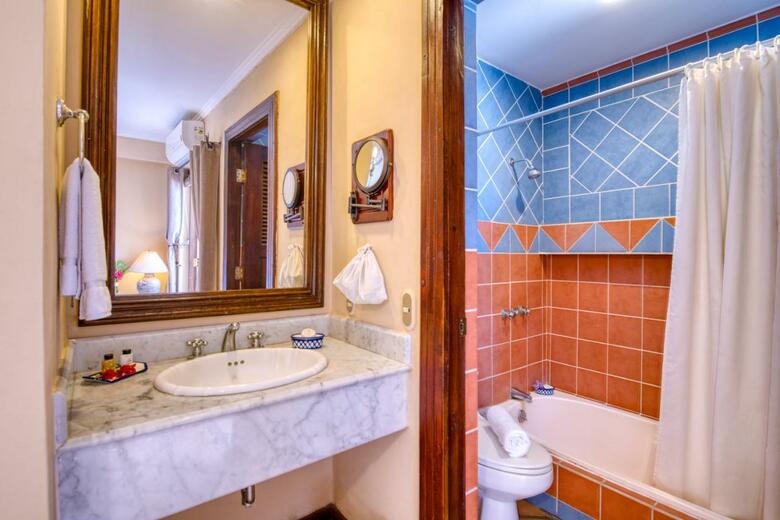 Hotel Los Robles