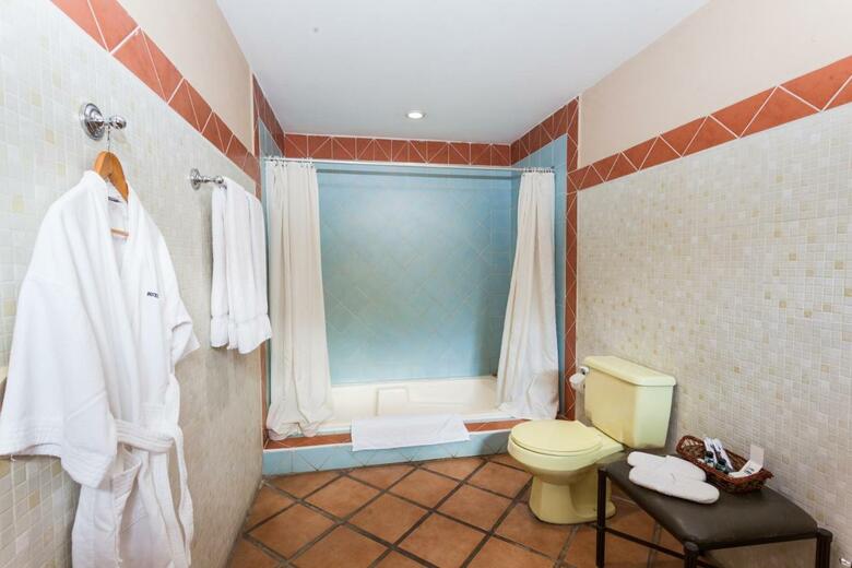 Hotel Los Robles