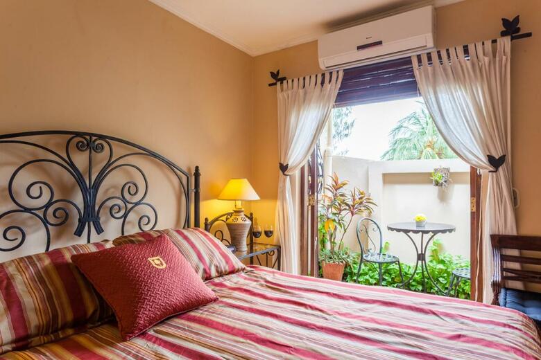 Hotel Los Robles