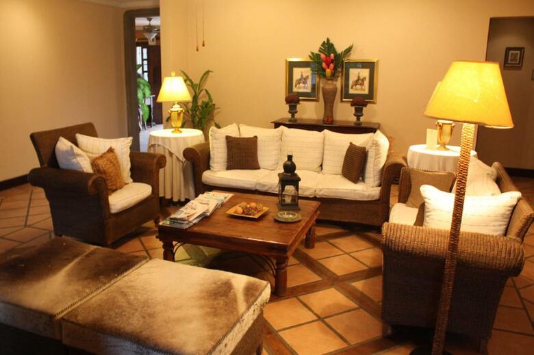 Hotel Los Robles
