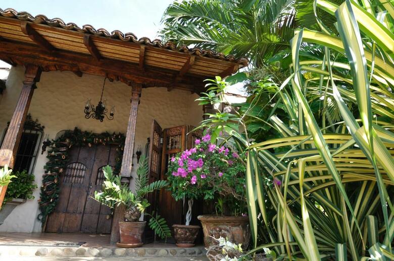 Hotel Los Robles