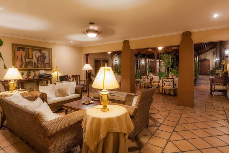 Hotel Los Robles
