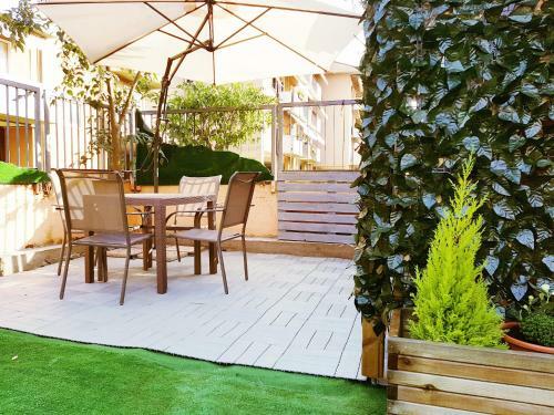 Hostal Arena Holidays Verona