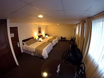 Hotel Embassy Quito