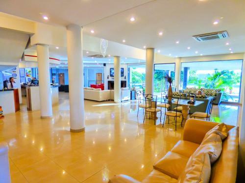 De La Costa Hotel