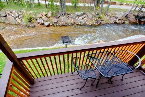 Murphy's River Lodge