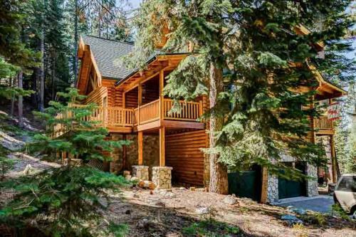 The Tahoe Moose Lodge