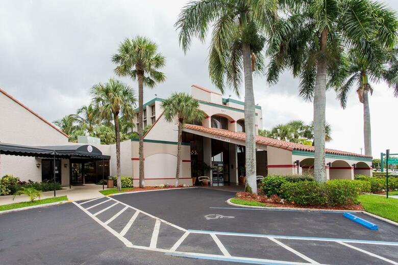Hotel Ramada West Palm Beach Airport