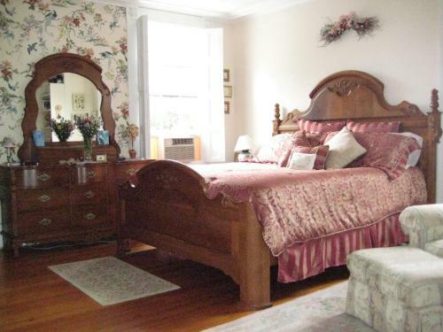Bed & Breakfast Historic Hill Inn