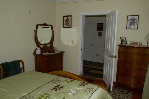 Bed & Breakfast Historic Hill Inn