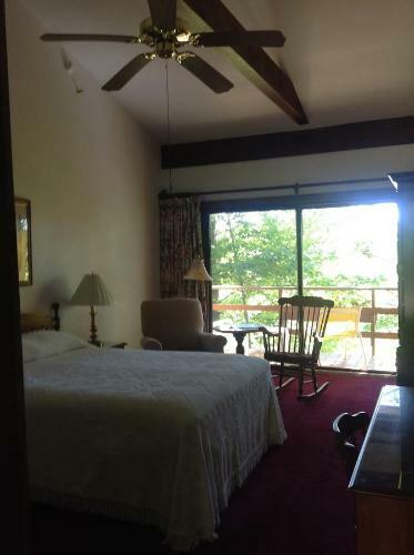 Howard House Lodge B & B
