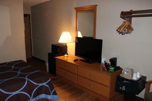 Hotel Super 8 By Wyndham Stroudsburg