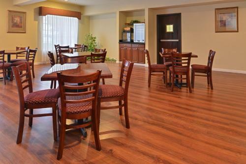 Magnuson Hotel - Fossil Creek