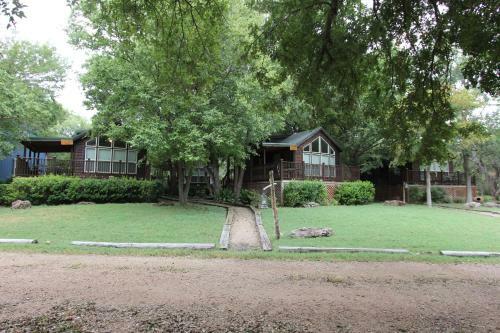 Lodge Olive Cabin
