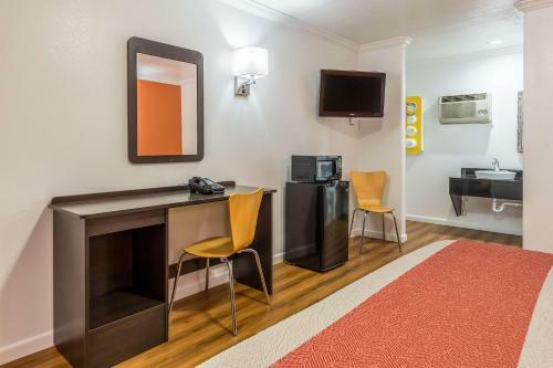 Hotel Motel 6 Tremonton
