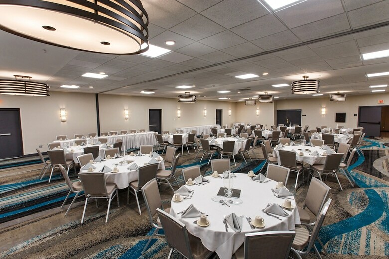 Riverwalk Hotel Downtown Neenah