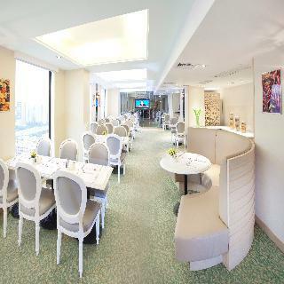 Silka Seaview Hotel