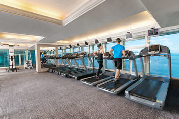 Hotel Harbour Grand Kowloon
