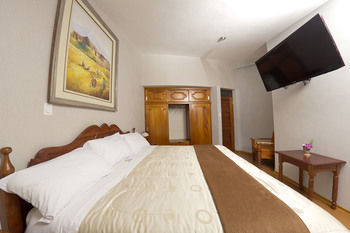 Inti�an Hotel