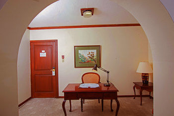 Hotel Sebastian
